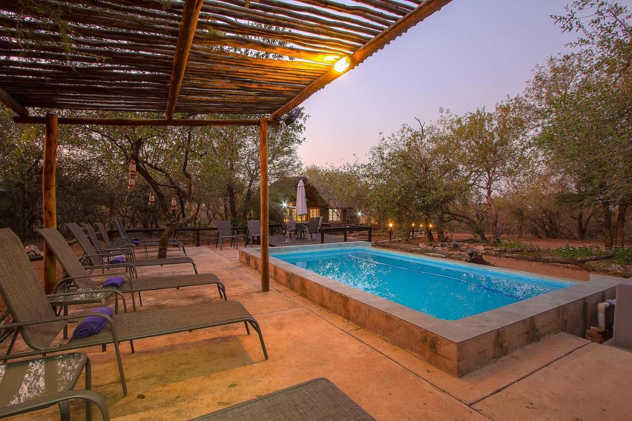 South Safari Lodge Marloth Park Exteriör bild